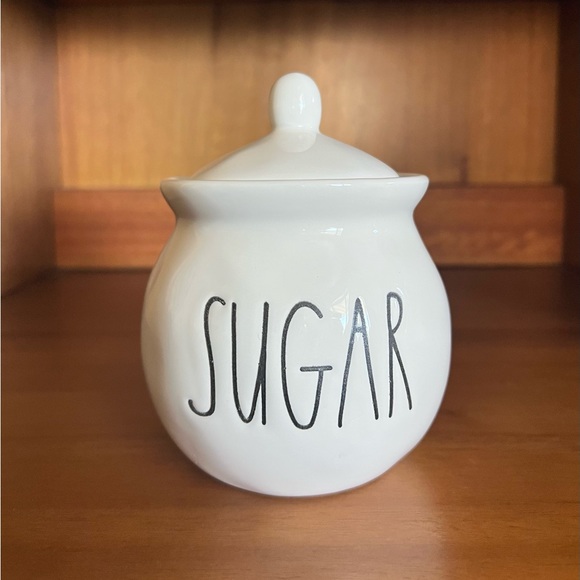 Rae Dunn “Sugar” bowl with lid - Picture 2 of 4